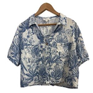 Panama Jack blue & white Hawaiian floral print boxy button up short sleeve top